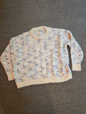 FRNCH Women's Cream Crewneck Sweater with Blue Speckle Pattern